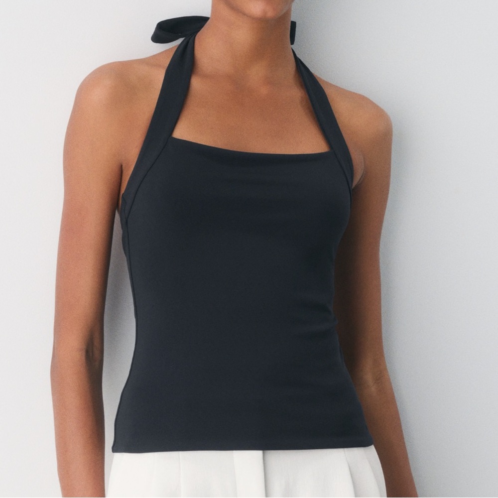 Aritzia Black Halter Women's Tank Top (contour optimum halter top)